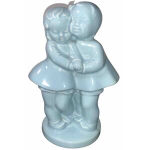 Vintage 1950s SHAWNEE Pottery Blue Boy And Girl Sweeties w Tree Stump Initials